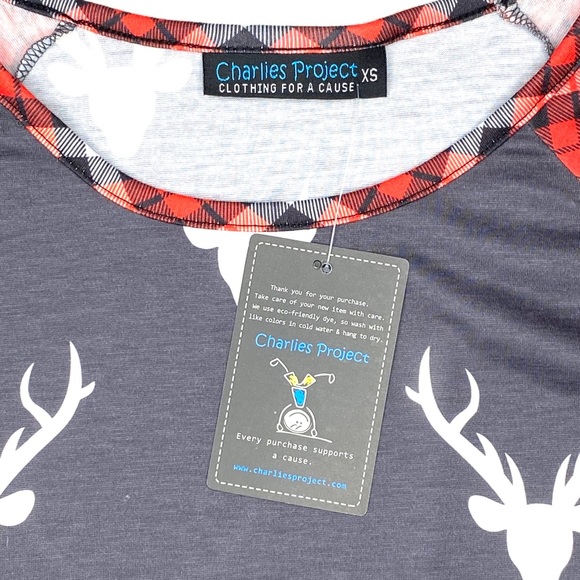 Charlie’s Project - Plaid Reindeer 3/4 sleeve Top - Picture 3 of 3